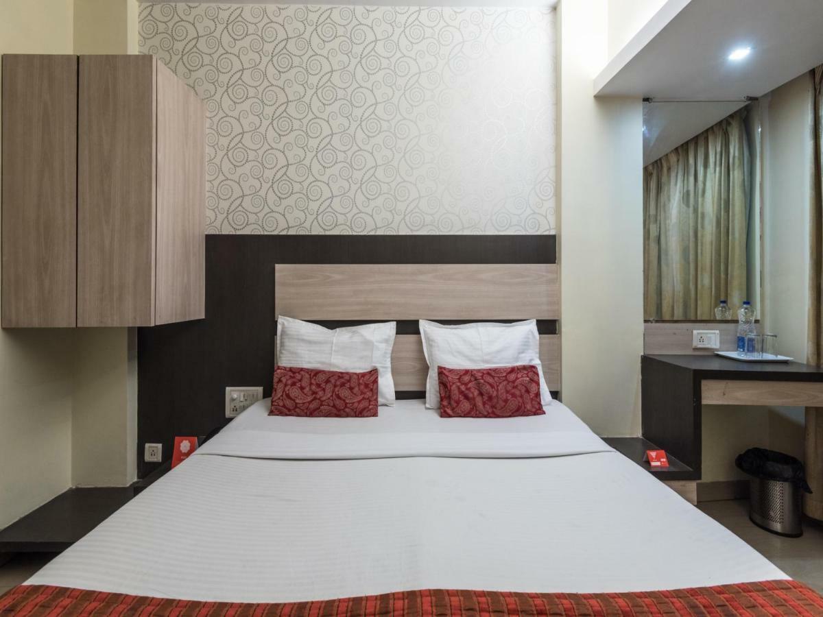 Oyo 3287 Hotel Mansarovar Нави Мумбаи Экстерьер фото