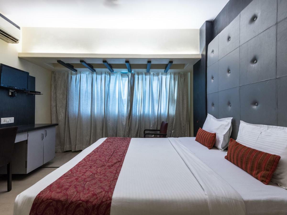 Oyo 3287 Hotel Mansarovar Нави Мумбаи Экстерьер фото